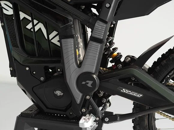 motoblouz-4202610192127361349696