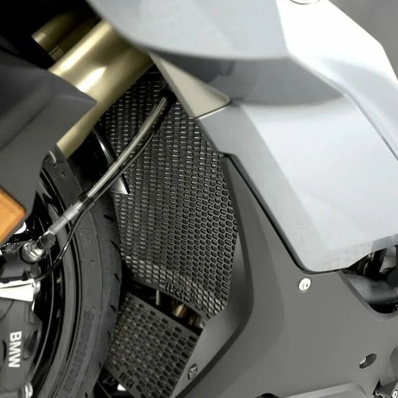 motoblouz-4202610192247571362276
